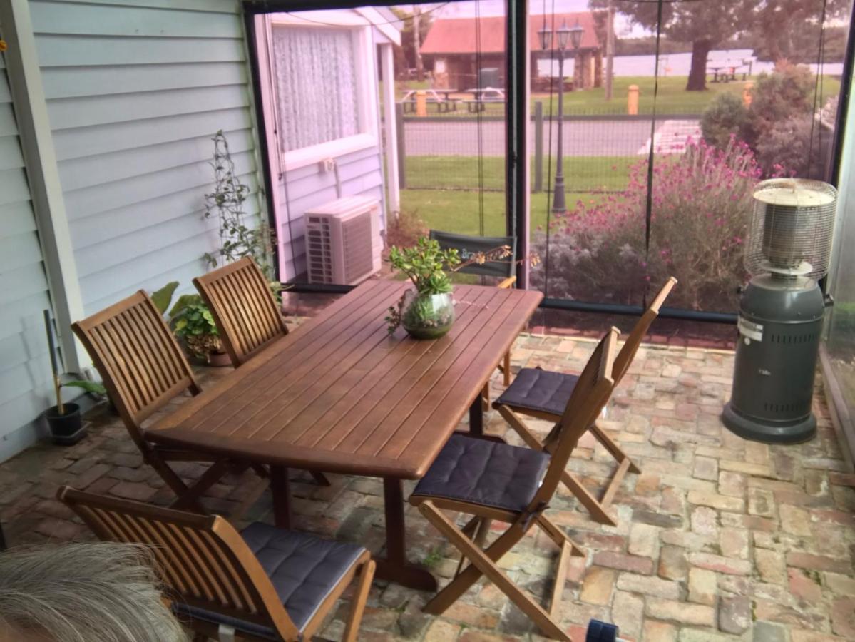 That Seaside Cottage - Fully Equipped Home, 4 Bedrooms On The Foreshore Tooradin Zewnętrze zdjęcie